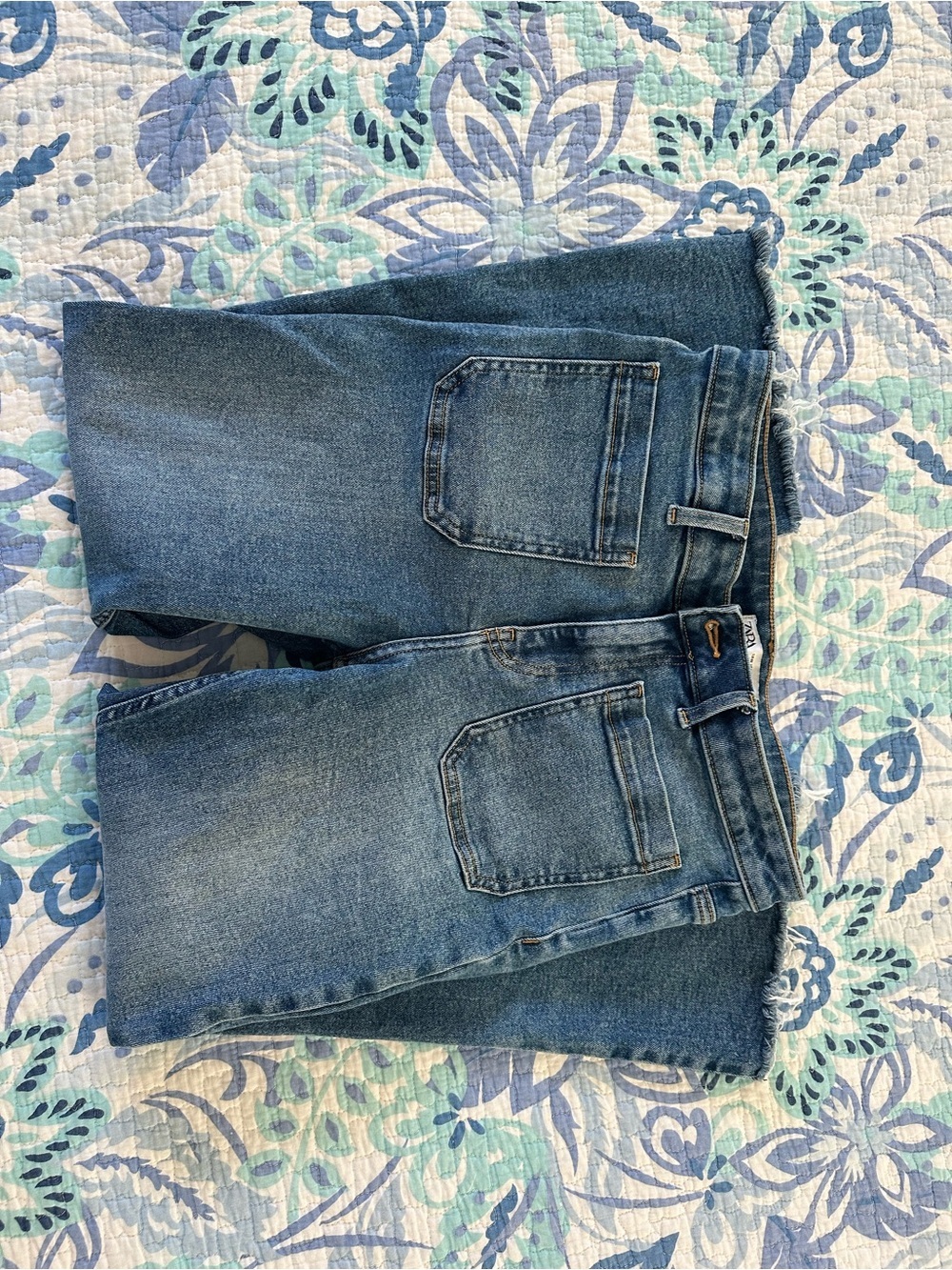 Zara High Rise Women's Blue Denim Jeans